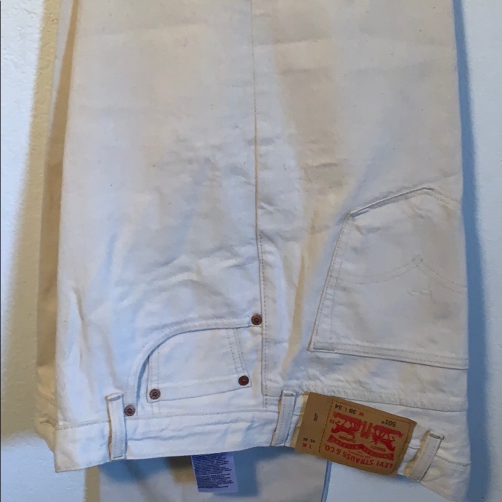 Levi Jeans - Picture 2 of 4